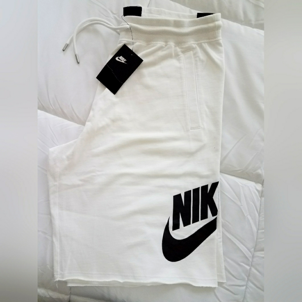 Nike shorts with tags